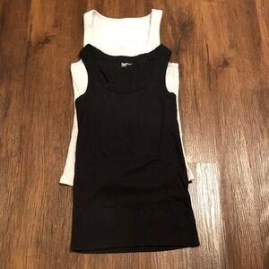 GapBody women’s tank tops sleeveless black & gray women’s size M. EUC